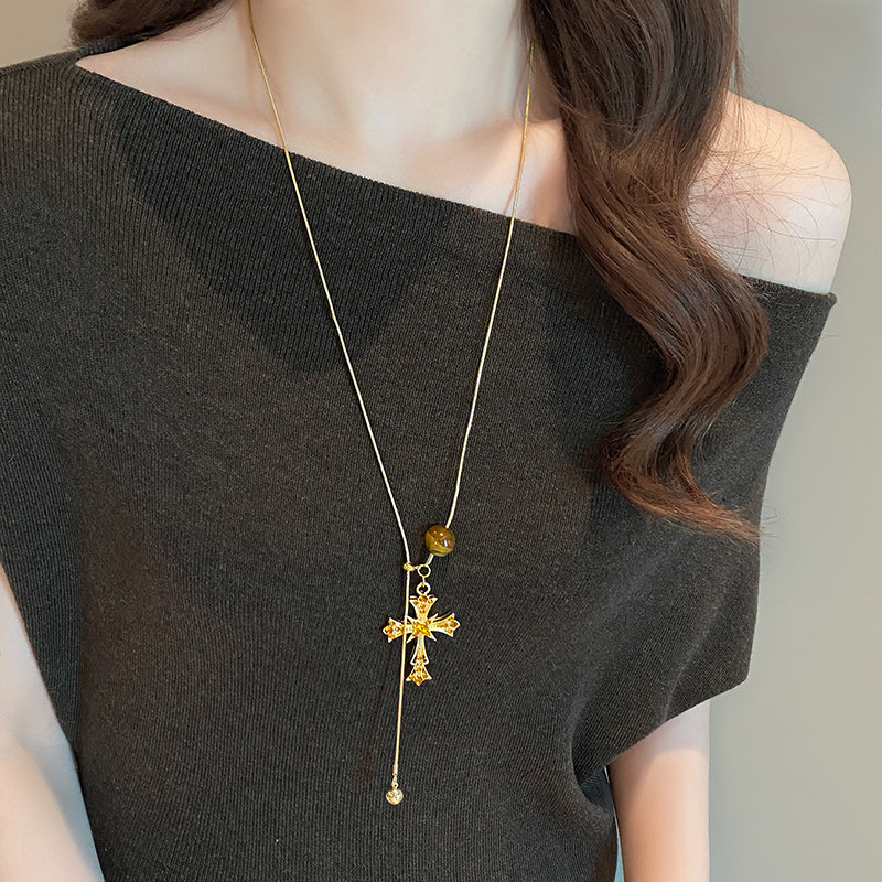银色中古十字架长款项链女款秋冬小众轻奢高级感毛衣链装饰配饰品