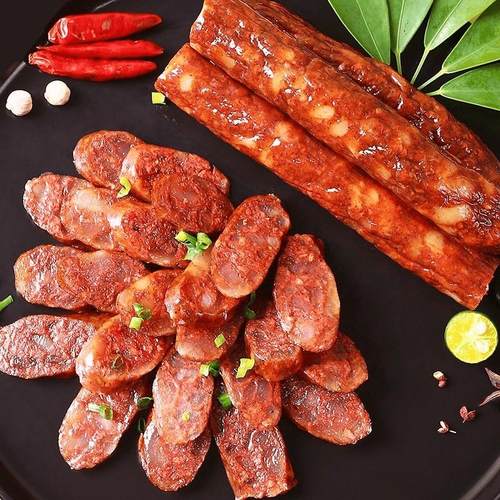 湖南湘西农家手工烟熏腊香肠