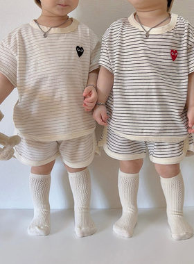 现货韩国进口婴幼童装爱心条纹休闲短袖套装夏季薄棉半袖T恤短裤