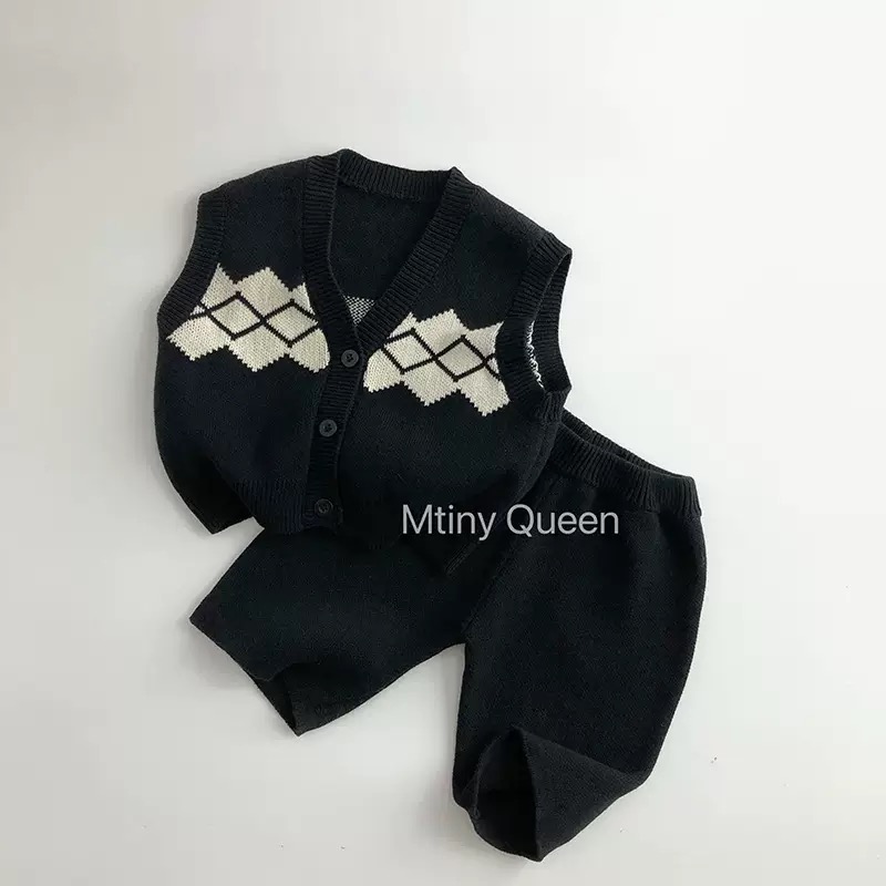 韩国婴幼童装简约复古提花毛衣马甲开衫针织七分裤气质韩版套装