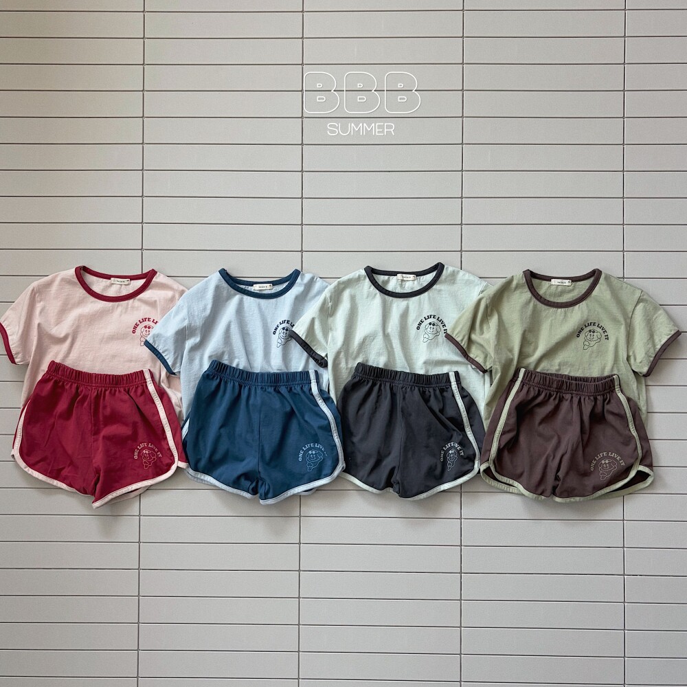 现货韩国进口婴幼童装宽松舒适薄棉休闲运动套装夏季韩版短袖短裤