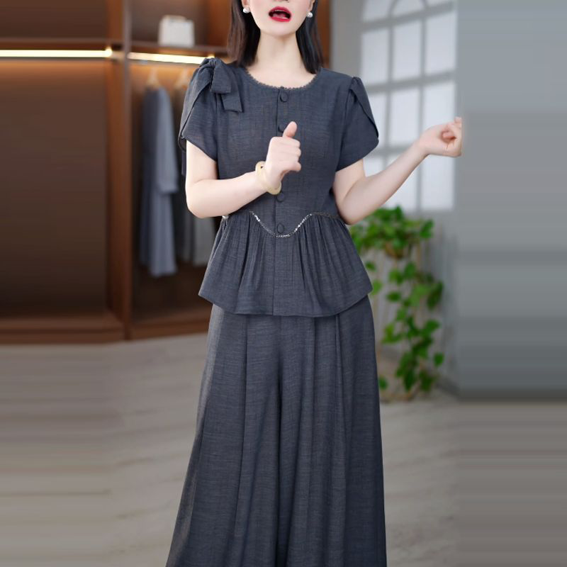 2026新款夏季灰色两件套套裤女圆领收腰短袖休闲风显瘦阔腿裤套装