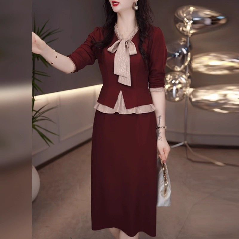 2026年秋季新款轻奢高端喜婆婆婚宴装妈妈礼服假两件拼接连衣裙子