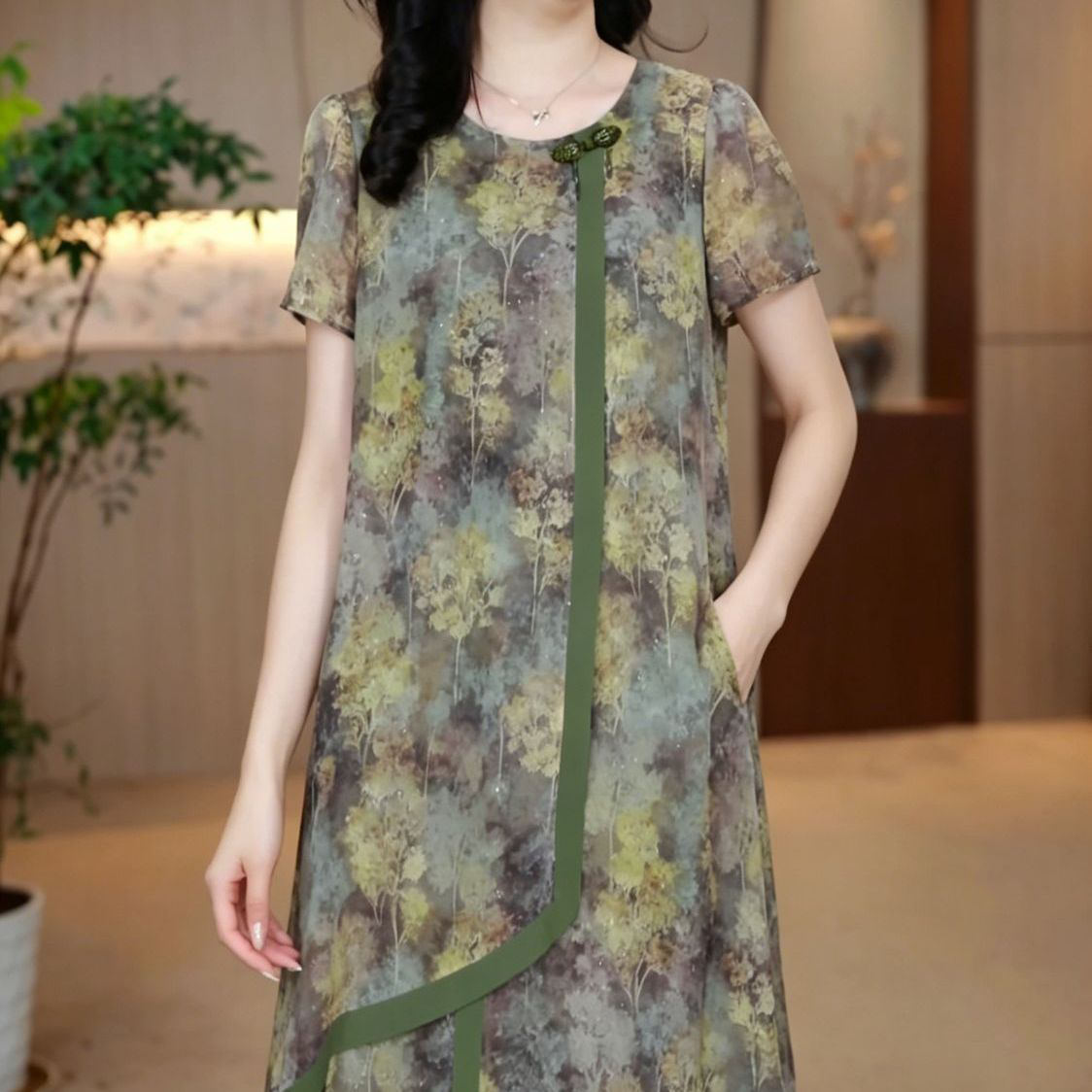 2026夏季新款遮肚子显瘦宽松裙子高档冰竹丝碎花假两件时尚礼服裙