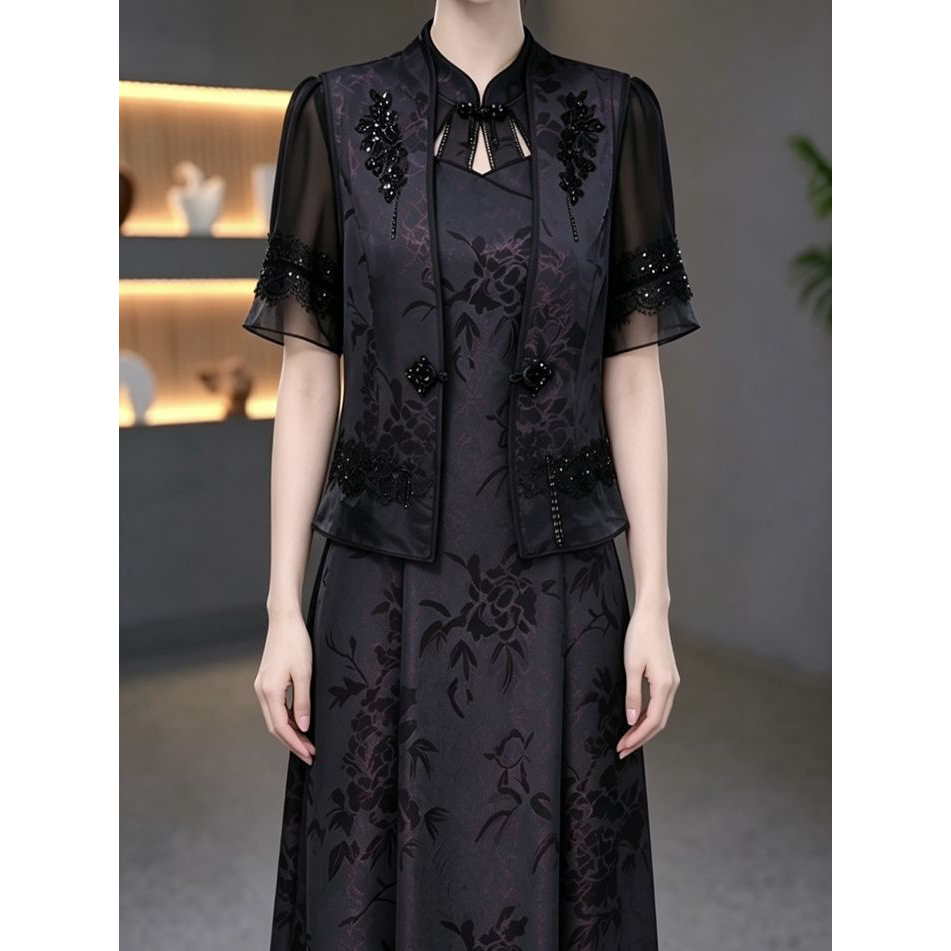 2026夏季轻奢贵气显白显瘦裙子高档冰丝段时尚气质真两件连衣裙女