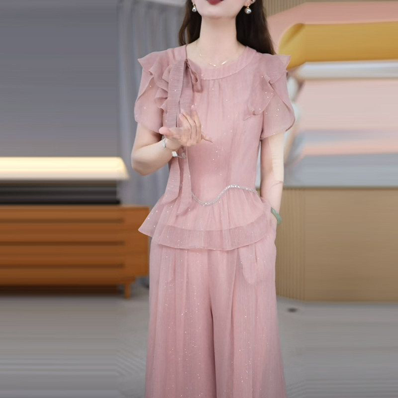 2026年夏季新款女装设计感粉色洋气减龄上衣+裤子两件套装M-4XL
