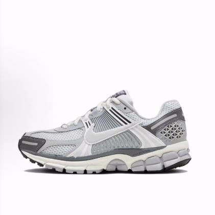 Nike Air Zoom Vomero 5 舒适 低帮 休闲跑步鞋 女款 米灰色