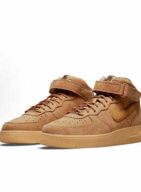 Nike Air Force 1 绒面革 