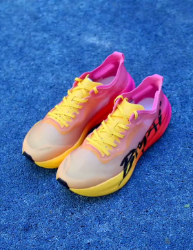 BMAI必迈 惊碳3.0 练耐磨轻便透气低帮跑步鞋 男女同款 金霞红