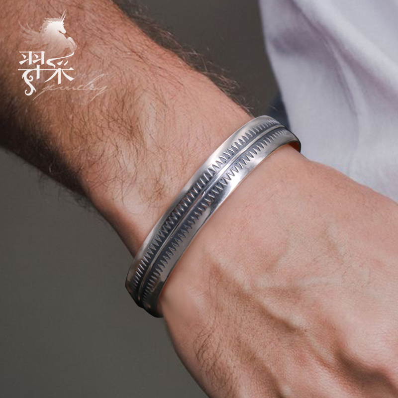 羿采日本设计925纯银手镯齿轮银镯子女送男友情人礼物小众霸气潮