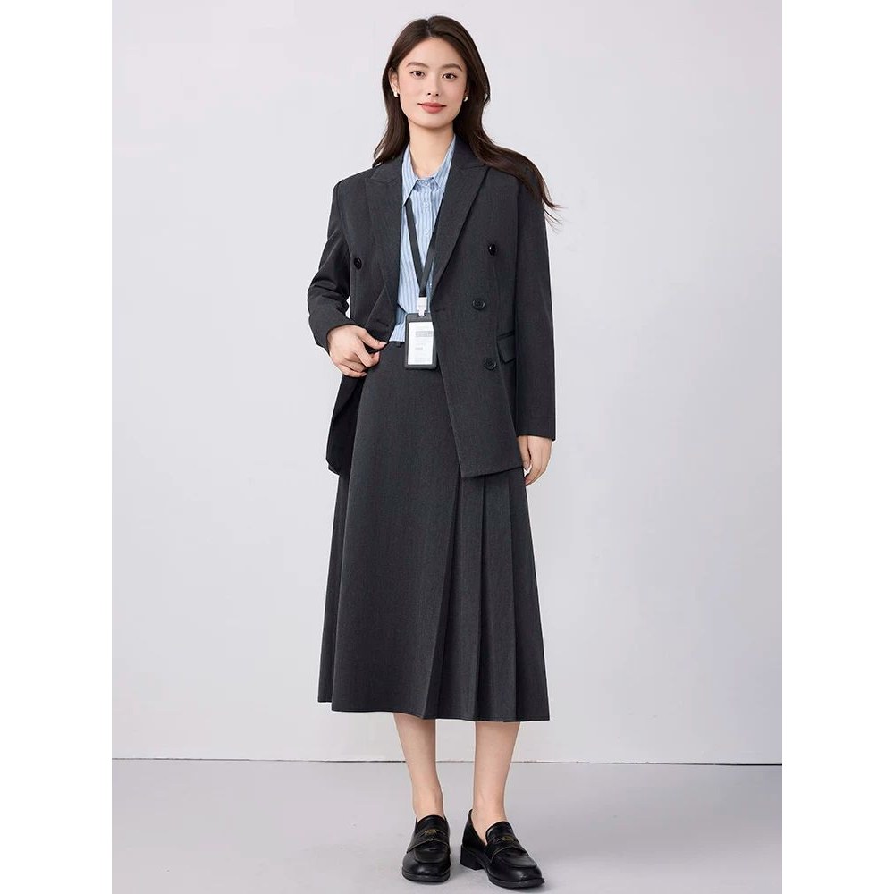 灰色西装套装女高级感春秋大学生轻职场穿搭通勤面试正装西服外套