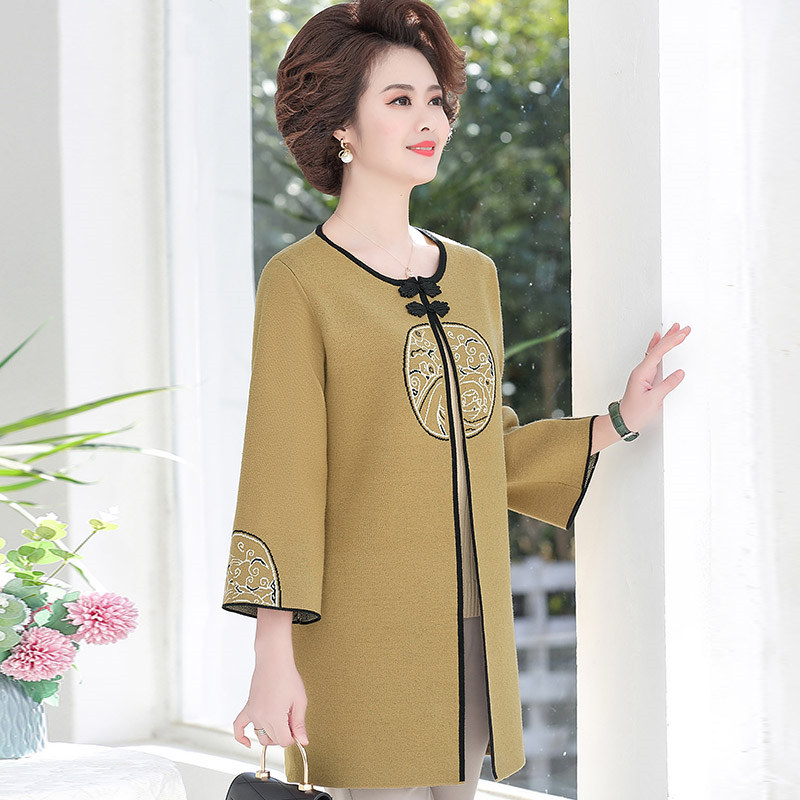 妈妈春秋时尚开衫毛衣外套中长款民族风中老年秋装新款刺绣衣服