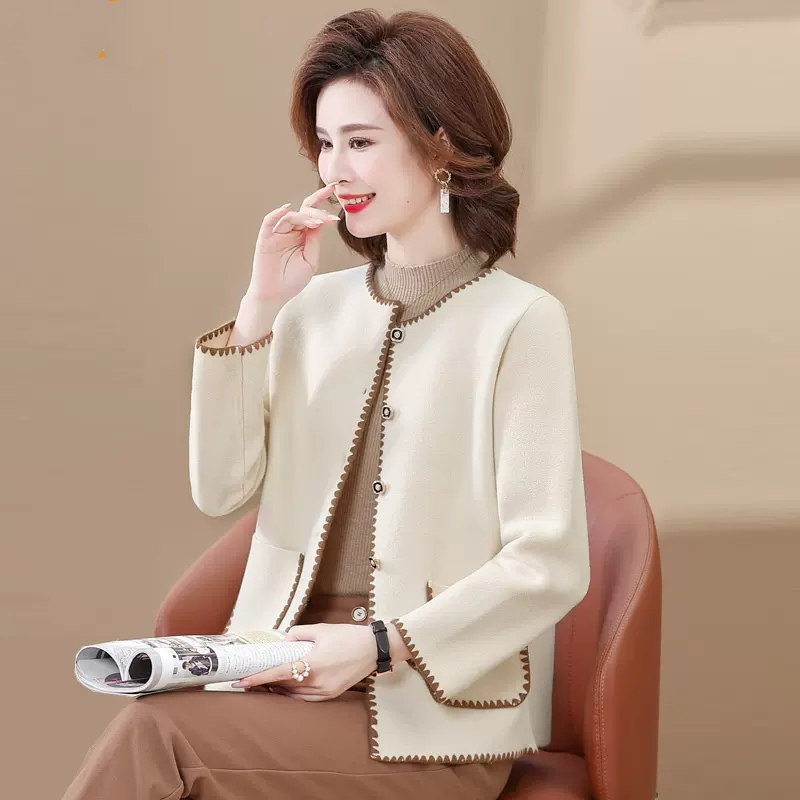 2022新款洋气妈妈秋装外套中老年春秋上衣小香风中年女装套装薄款