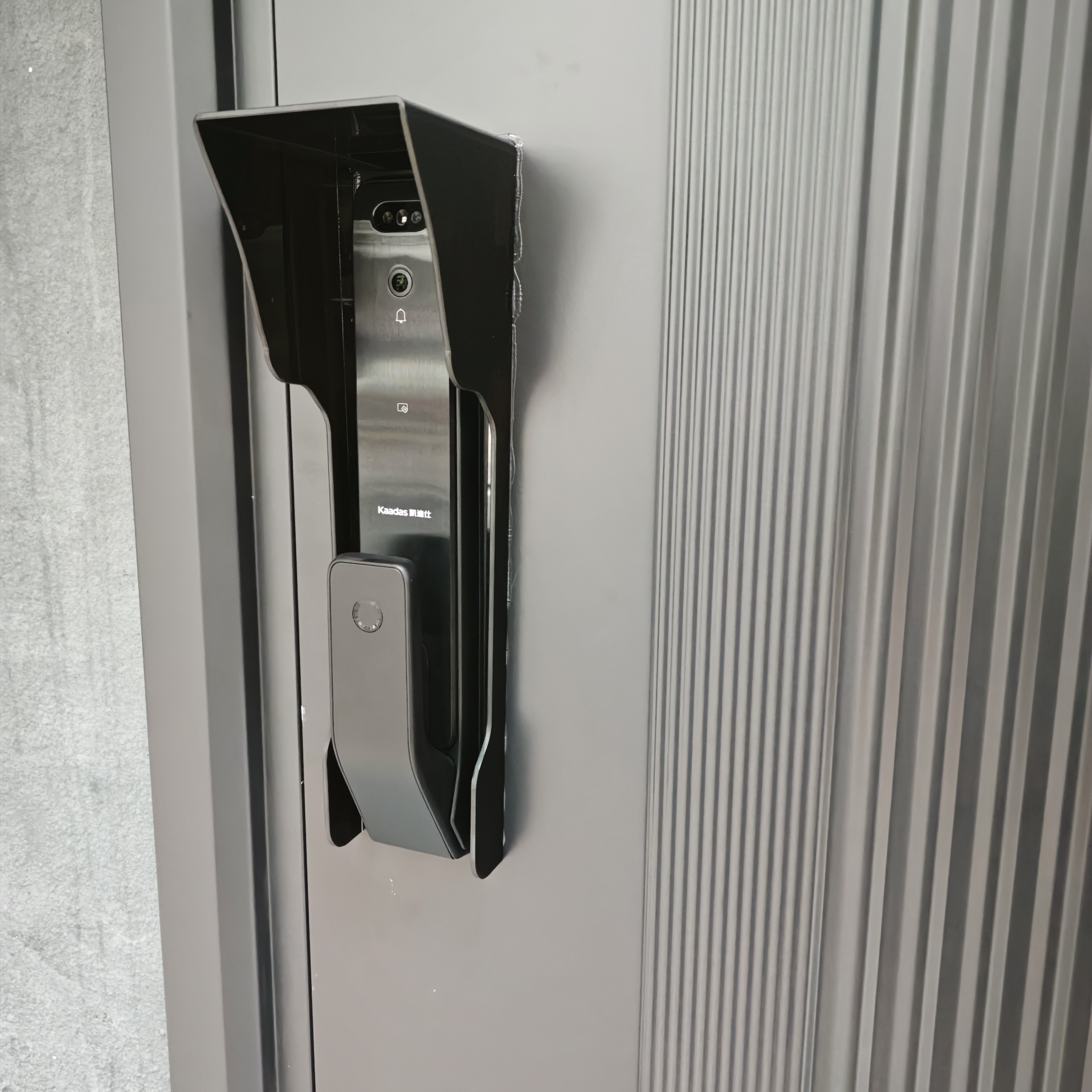 智能锁户外防水盒 指纹锁户外防雨罩翻盖防雨人脸识别防晒盒遮阳