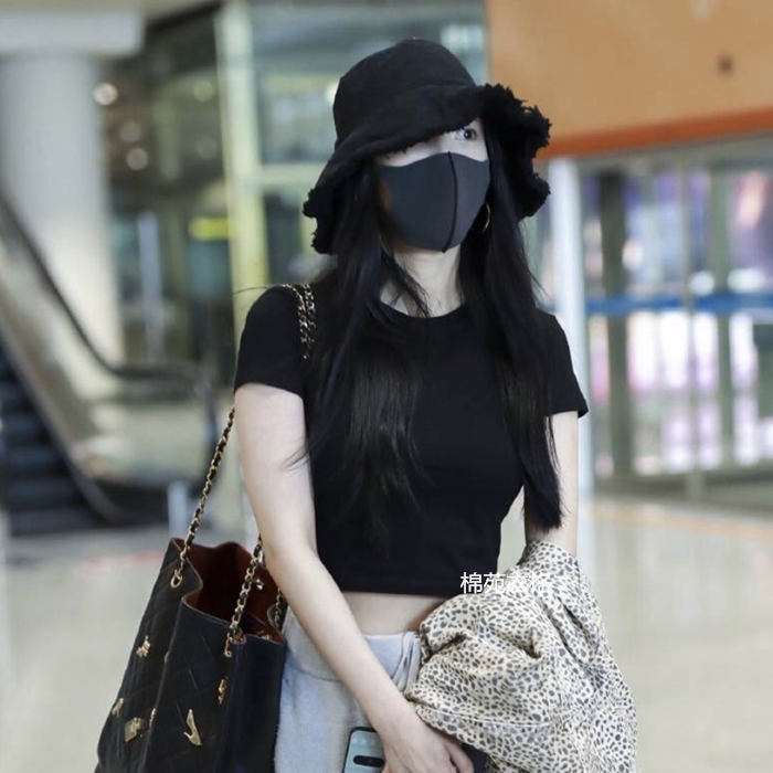 2026超火短款高腰短袖t恤女ins潮小心机漏肚脐纯棉紧身舞蹈上衣夏