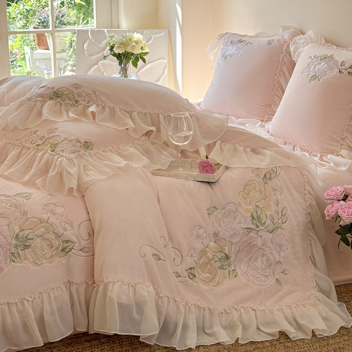 法式田园风刺绣牛奶绒四件套冬季加厚被套蕾丝花边珊瑚绒保暖床单