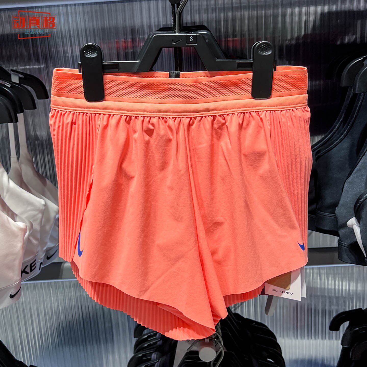 Nike耐克女裤2026秋季款跑步速干衬里健身训练跑步短裤FN2329-605