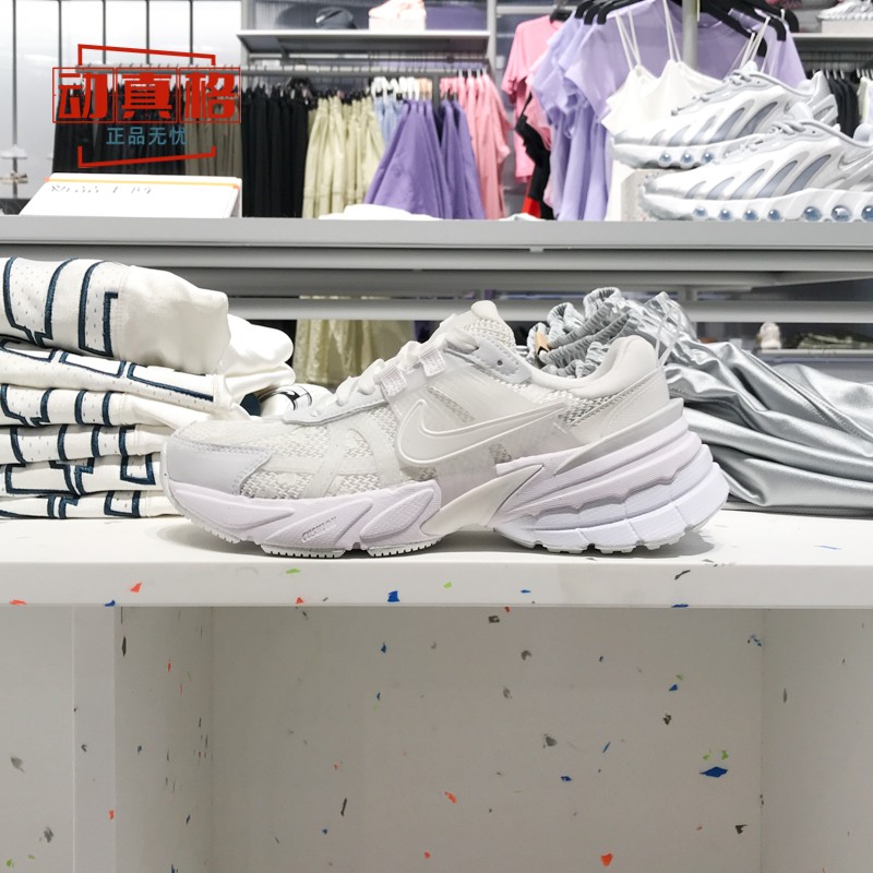 耐克V2KRUN经典运动鞋