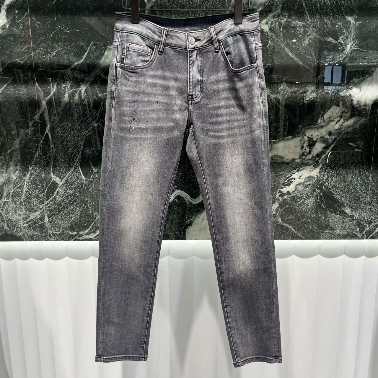 欧洲站春夏季男士牛仔裤小脚修身潮牌时尚修身黑灰色薄款休闲长裤