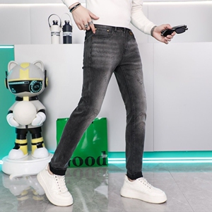 欧洲站春秋季男士牛仔裤小脚修身高端潮牌休闲裤弹力显瘦长裤子男