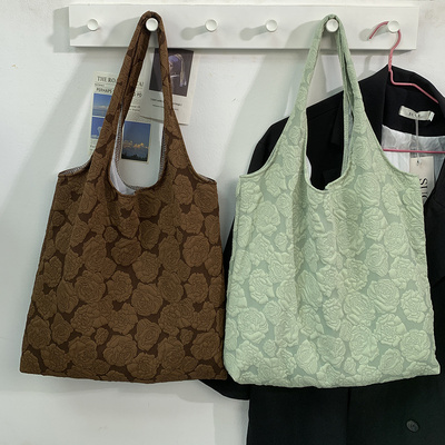 2025新款小清新花朵刺绣帆布包