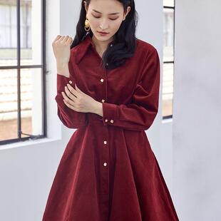 灯芯绒酒红色打底长裙新款 复古长袖 春秋显瘦连衣裙棉布中长款