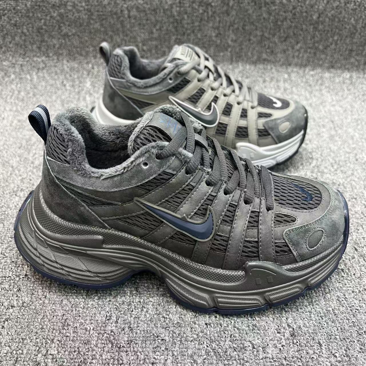 2025智尚千冬季保暖老爹鞋