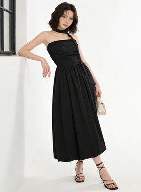 2026春季新款时尚气质抹胸连衣裙女韩系别致高级感系带显瘦花苞裙