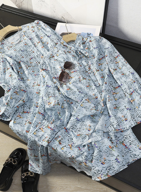 华子家 设计感飘带立领风琴褶印花收腰显瘦碎花衬衫连衣裙女44485