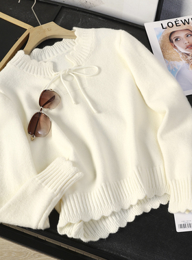 华子家 甜美木耳边小立领针织衫女2025秋冬新款白色套头毛衣45671