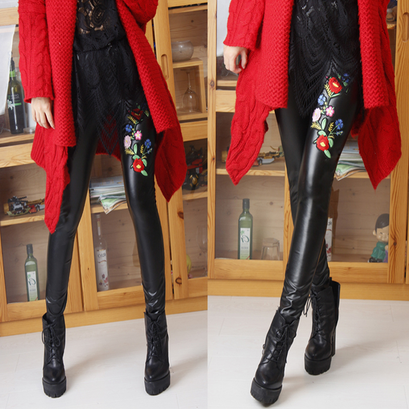 2025秋冬新品皮裤加绒小脚裤紧身高腰绣花女长裤透气不裂皮大码