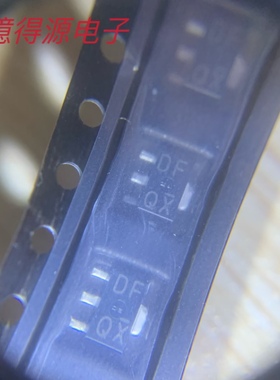 2SD1898 D1898 丝印DF DF QX贴片三极管 晶体管 SOT-89 正品特价