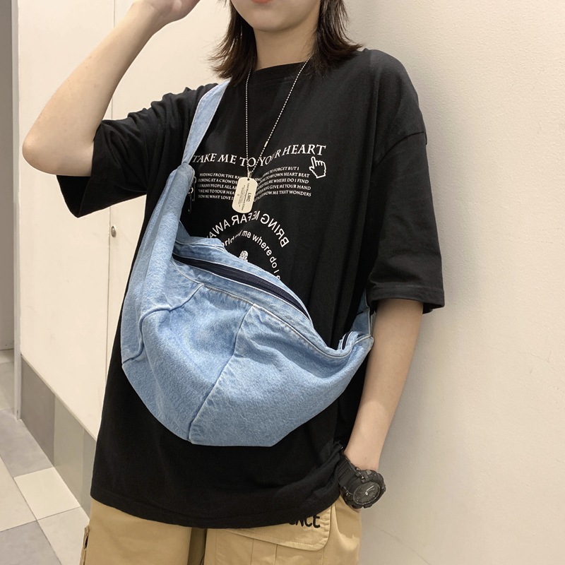 胖东来2025新款港风街头少女牛仔斜挎包韩版ins学生大容量胸包潮