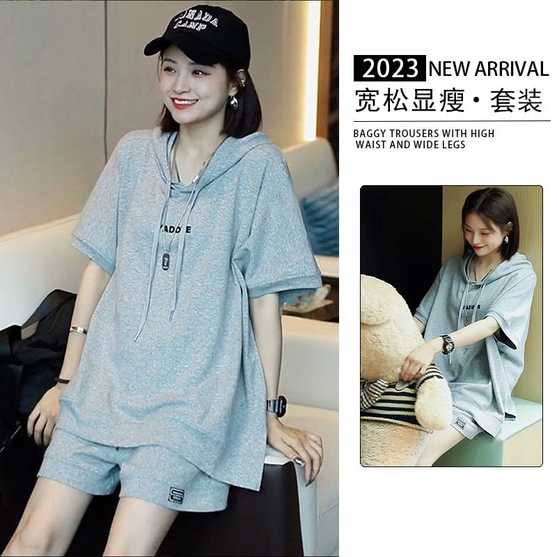 大码300斤休闲运动服套装女夏季新款胖mm宽松连帽t恤短裤两件套潮