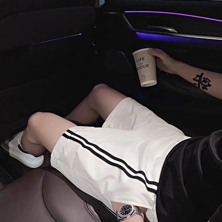运动休闲短裤男精神小伙跑步裤夏季沙滩半截裤修身四分外穿中裤潮