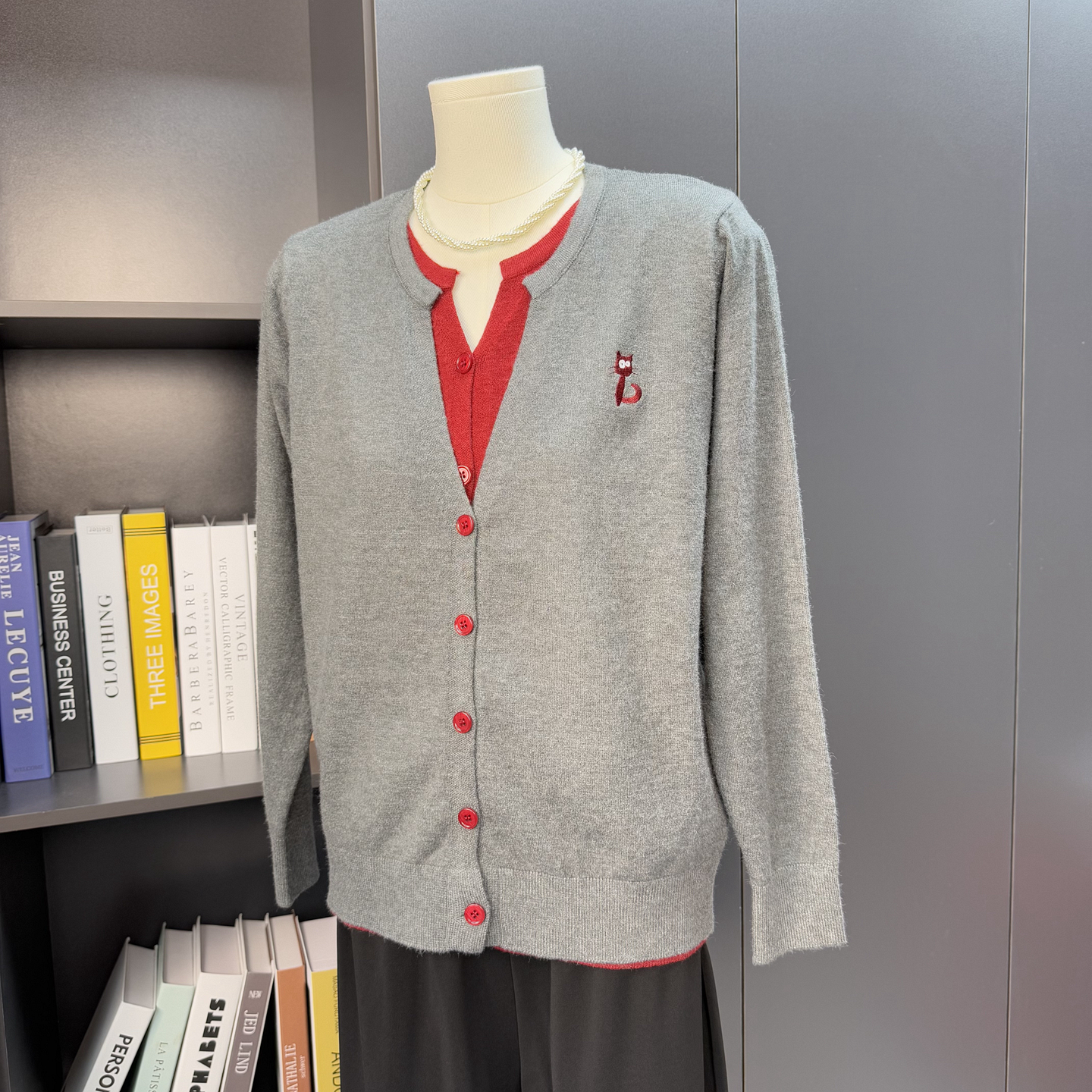 妈妈装秋季2025新款假两件针织开衫中老年女装薄款毛衣女上衣外套