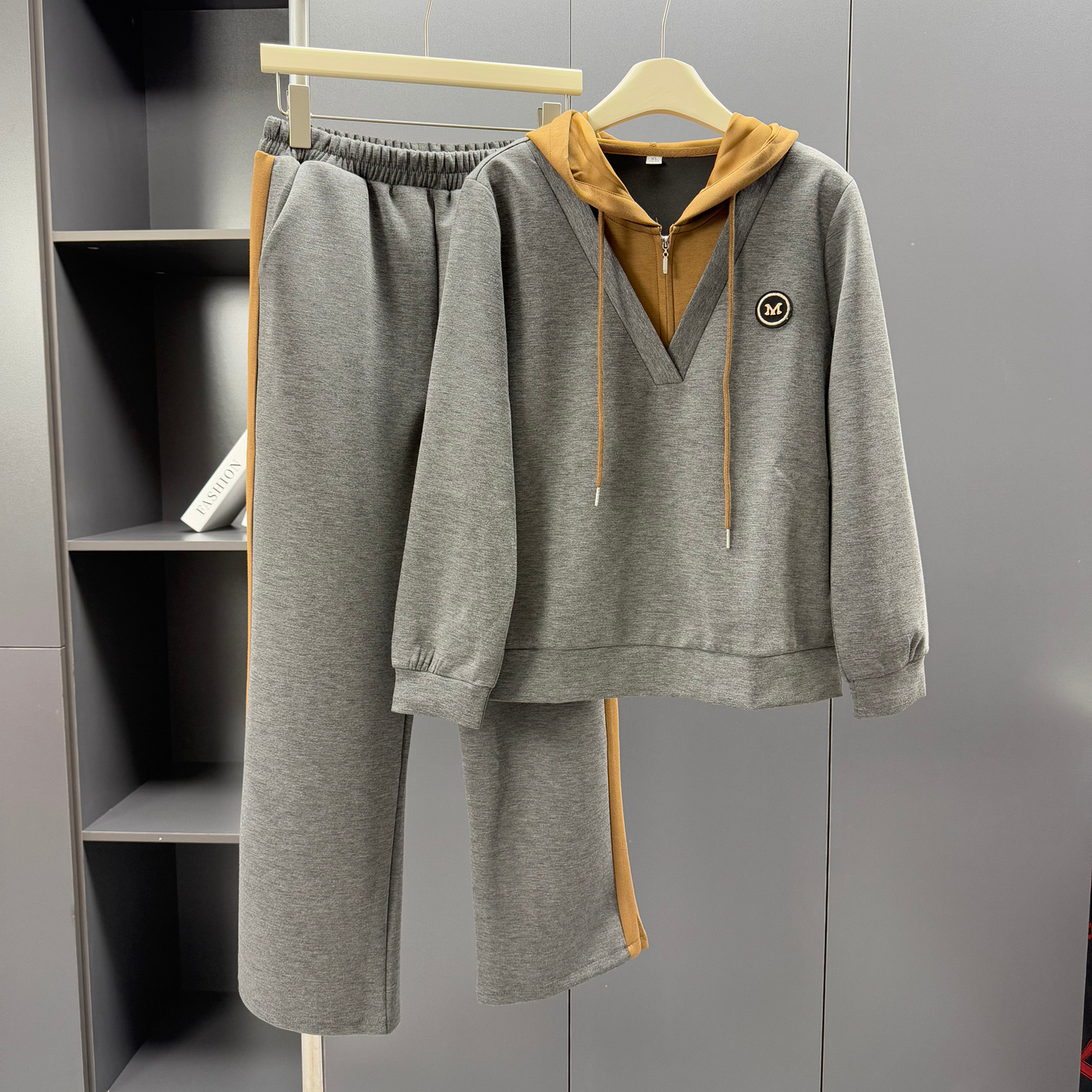 中老年50多岁运动套装女秋季2025新款妈妈宽松休闲上衣裤子两件套