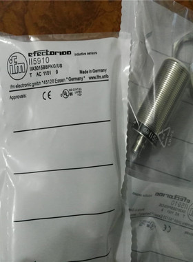 电感式接近开关IIC206四芯接插件PNP常开传感器金属感应全新现货