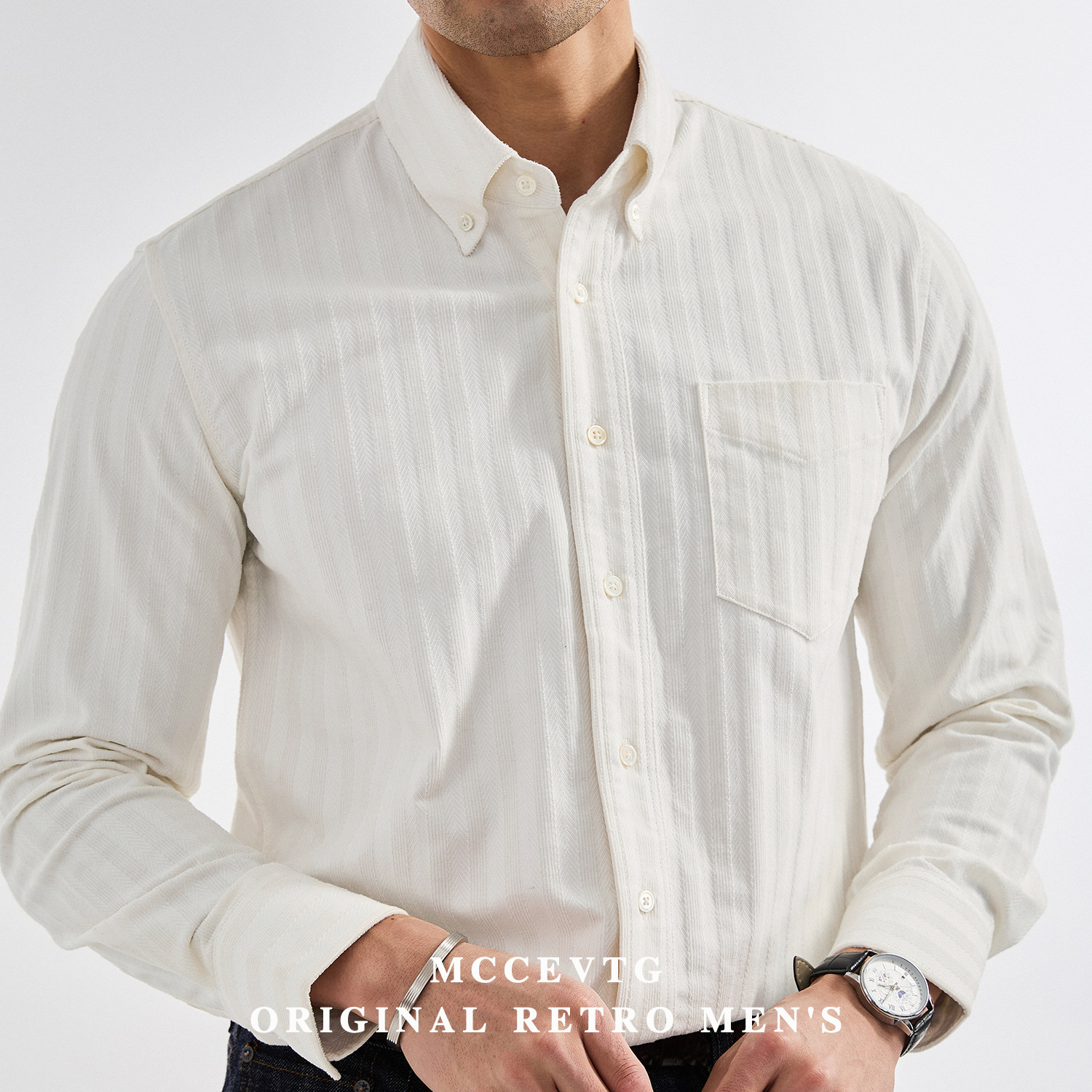 MCCEVTG重磅纯色提花复古白衬衫