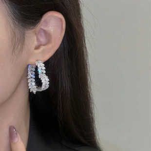 铜合金合成锆石耳饰女爱心麦穗耳钉2024新款 气质轻奢百搭耳环 时尚