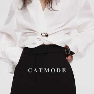 RJ/结构主义设计气质宽松显瘦灯笼袖扭结收腰衬衫时尚百搭