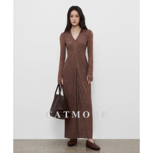 LIONCAT/秋季新款高级感老钱风亮丝网纱V领连衣裙女束腰显瘦长裙