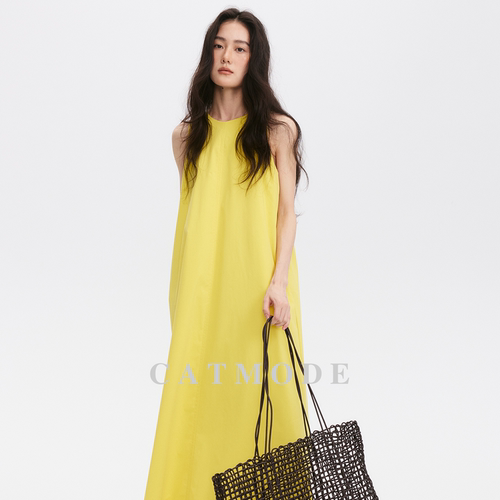 极简无袖A字度假显瘦连衣裙