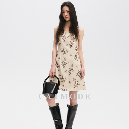 LION&CAT花卉刺绣吊带连衣裙