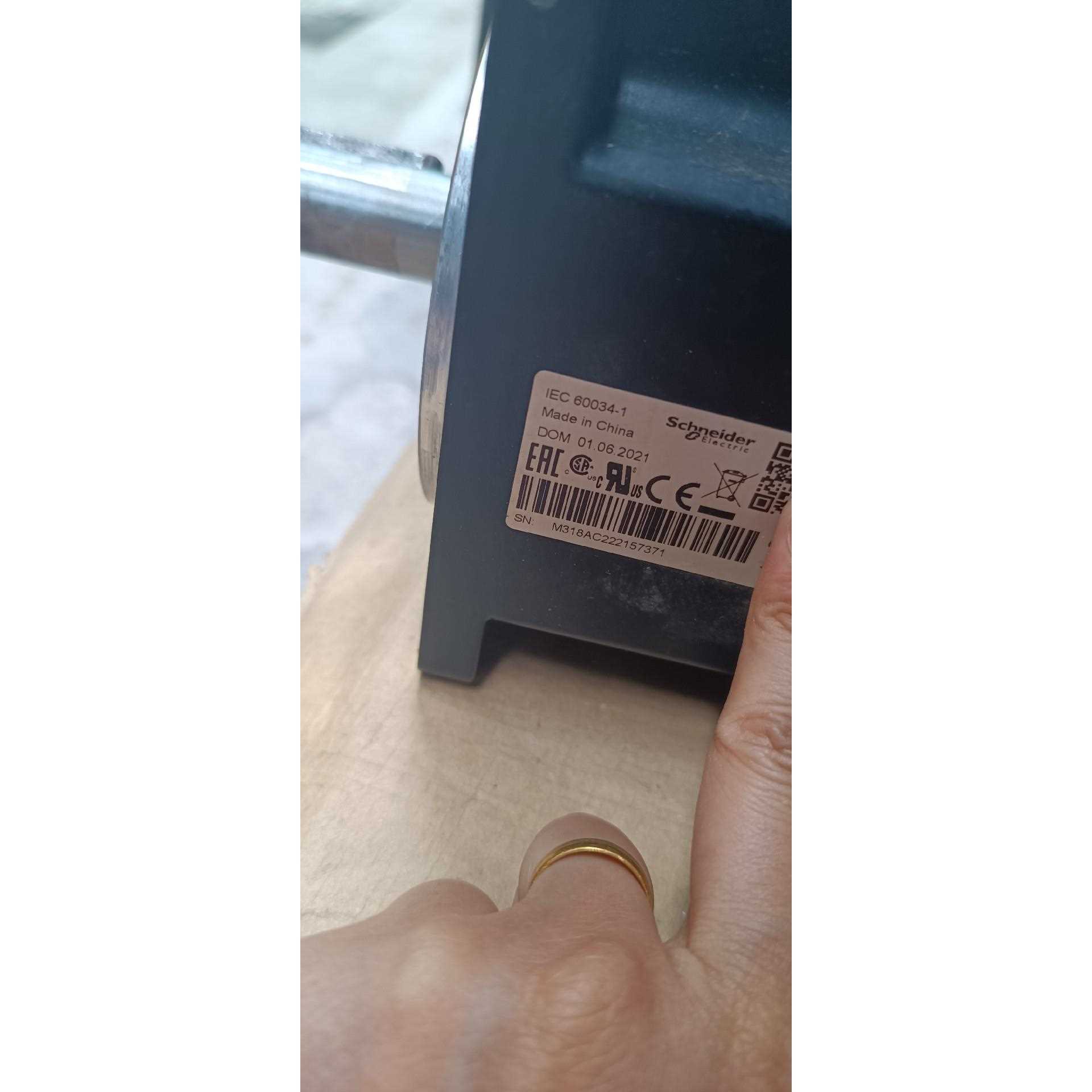 标价是空箱-施耐德伺服电机 IEC 60034-1议价