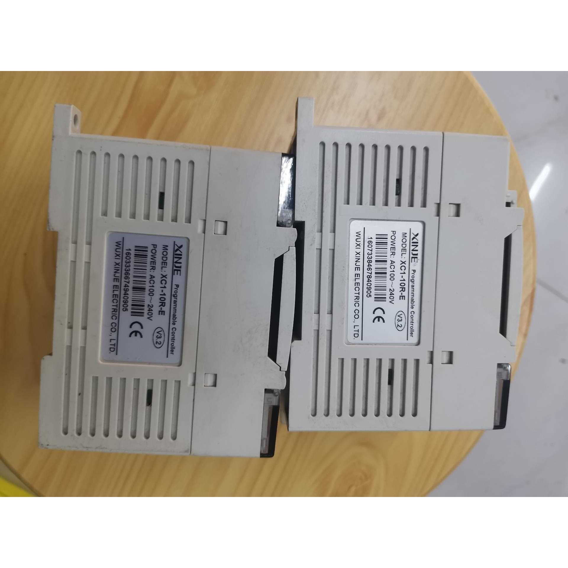 标价是空箱-信捷PLC，XC1-10R-E，实图拍摄，功能正常，188一议价