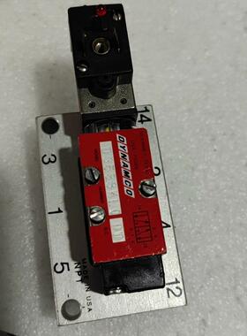 标价是空箱-美国DYNAMC0电磁阀，D3533kL0DD一个。D113议价