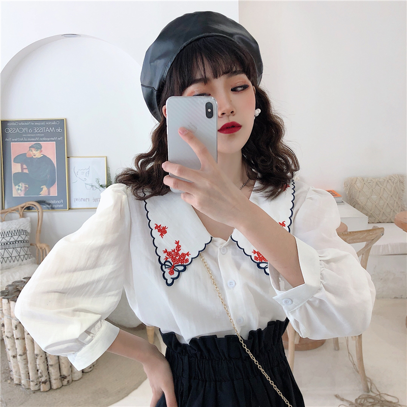 Real photo retro style Lapel top exquisite embroidery shirt women's design