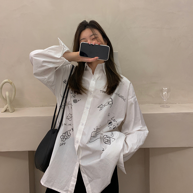 實拍 休閒簡筆卡通寬鬆襯衫