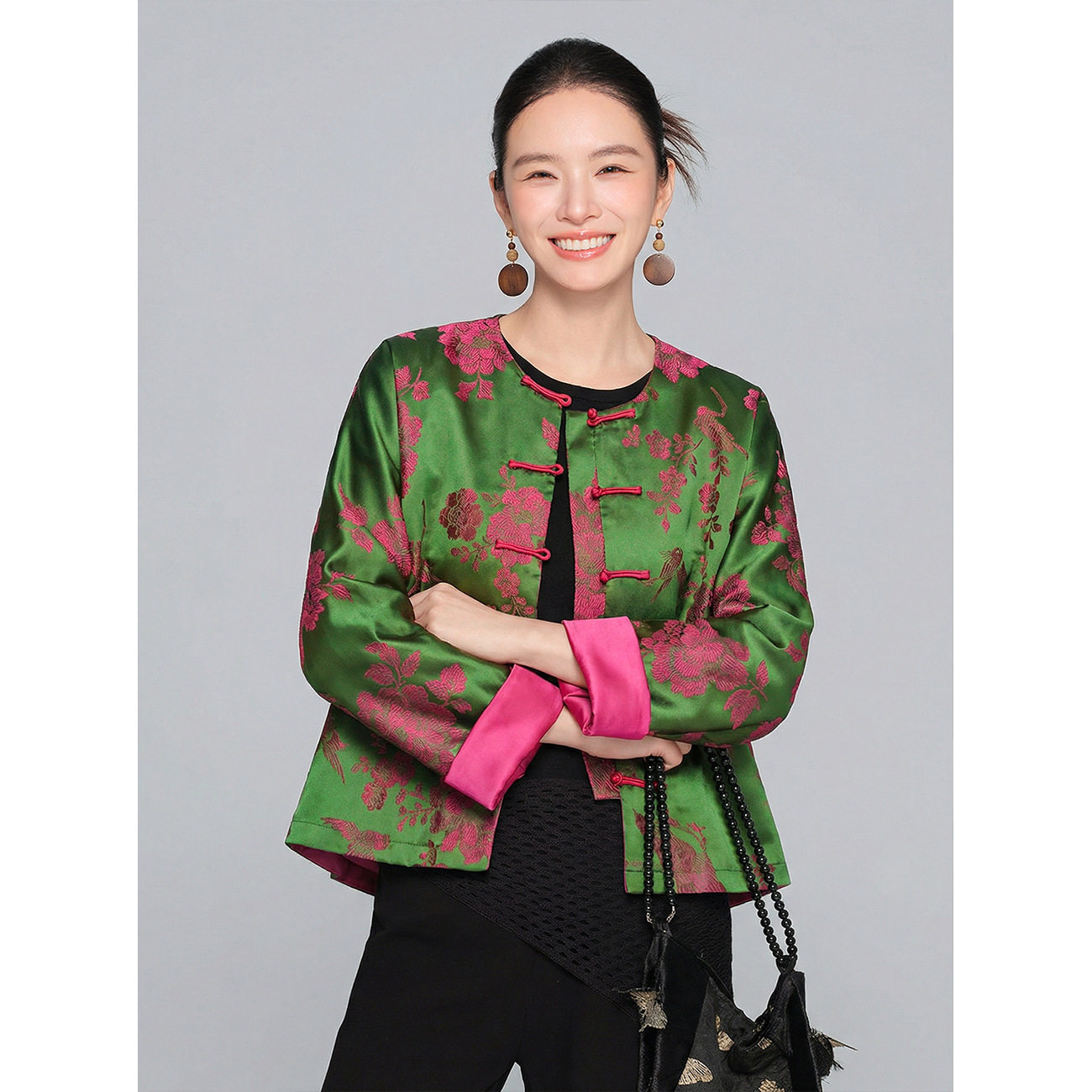 高品质女装2026春季新款新中式老缎国风圆领盘扣提花高级感外套女,女装/女士精品,棉衣/棉服,淘宝优惠券,粉丝福利购,淘宝优惠卷
